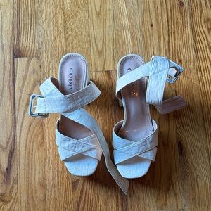 Cody White Croc-Embossed Women's Heels